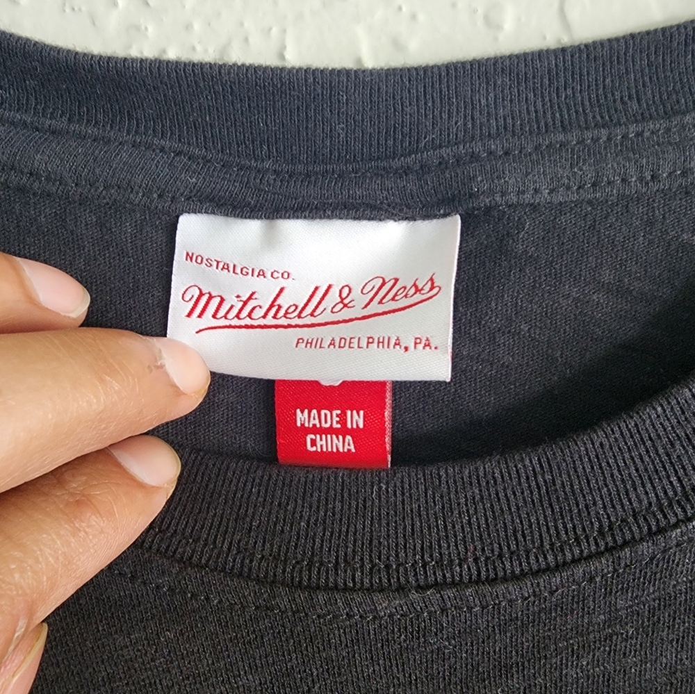 Houston Rockets Mitchell & Ness Shirt - Picture 9 of 9
